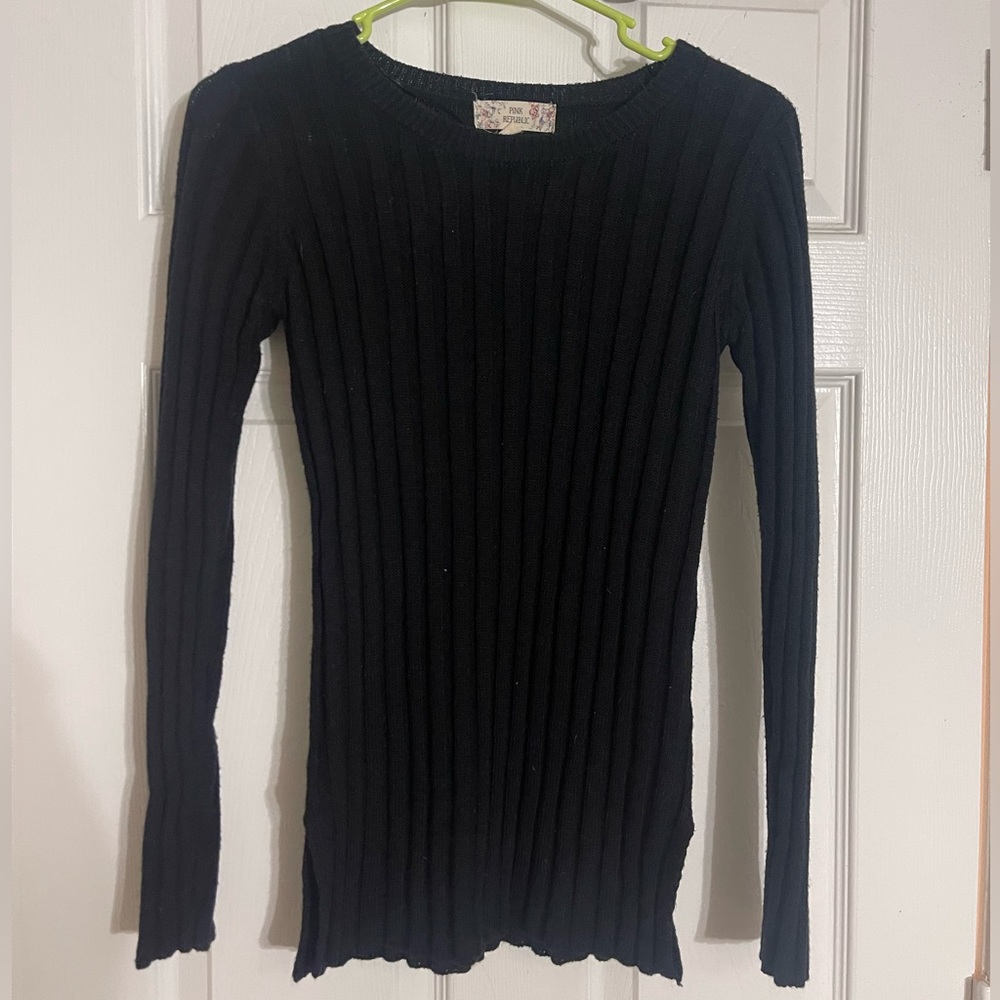 PINK REPUBLIC Black Ribbed Fitted Sweater